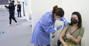 В Україні новий рекорд щодо вакцинації від COVID