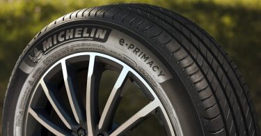 Michelin почнуть виготовляти шини із перероблених пластикових пляшок