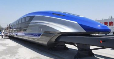 Китайці створили найшвидший наземний транспорт в світі