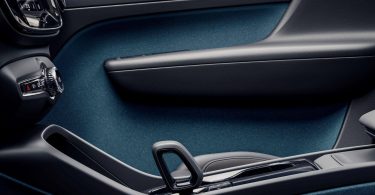 Volvo відмовиться від натуральної шкіри в салонах електромобілів