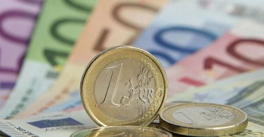Болгарія має намір перейти на євро у 2024 році