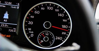 Більшість німців підтримують запровадження обмеження швидкості на автобанах