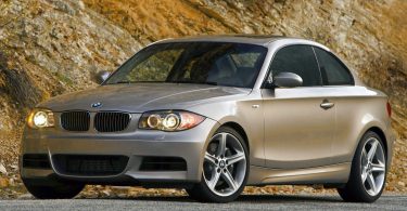 BMW відкликає майже мільйон автомобілів через ризик займання